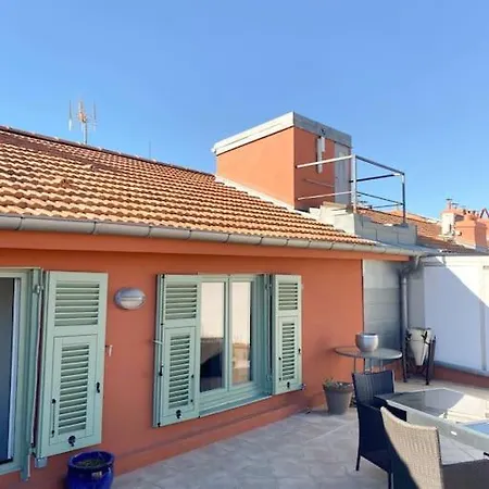 Place Massena In Center - 3 Bedrooms Floor *